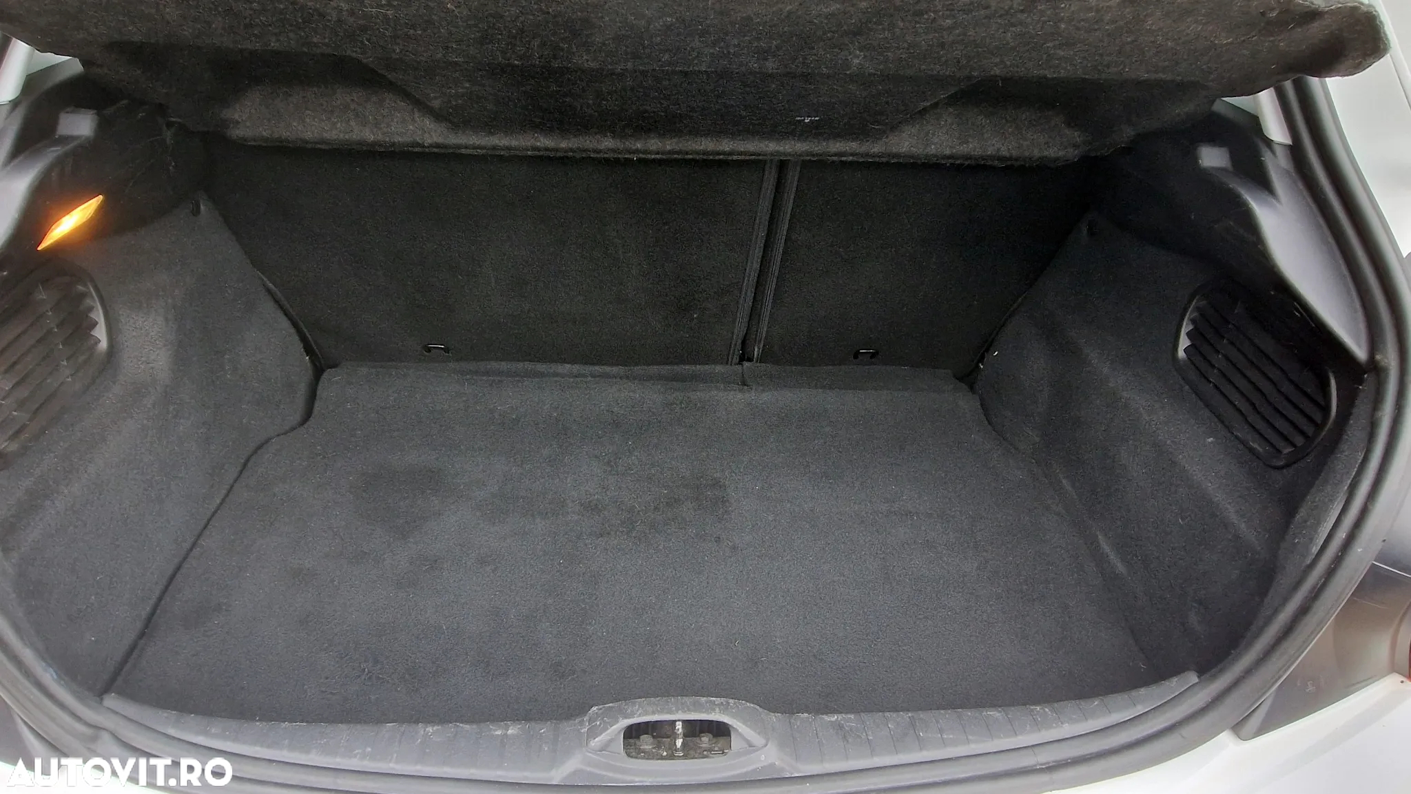 Peugeot 208 BlueHDi 100 Active Pack - 7