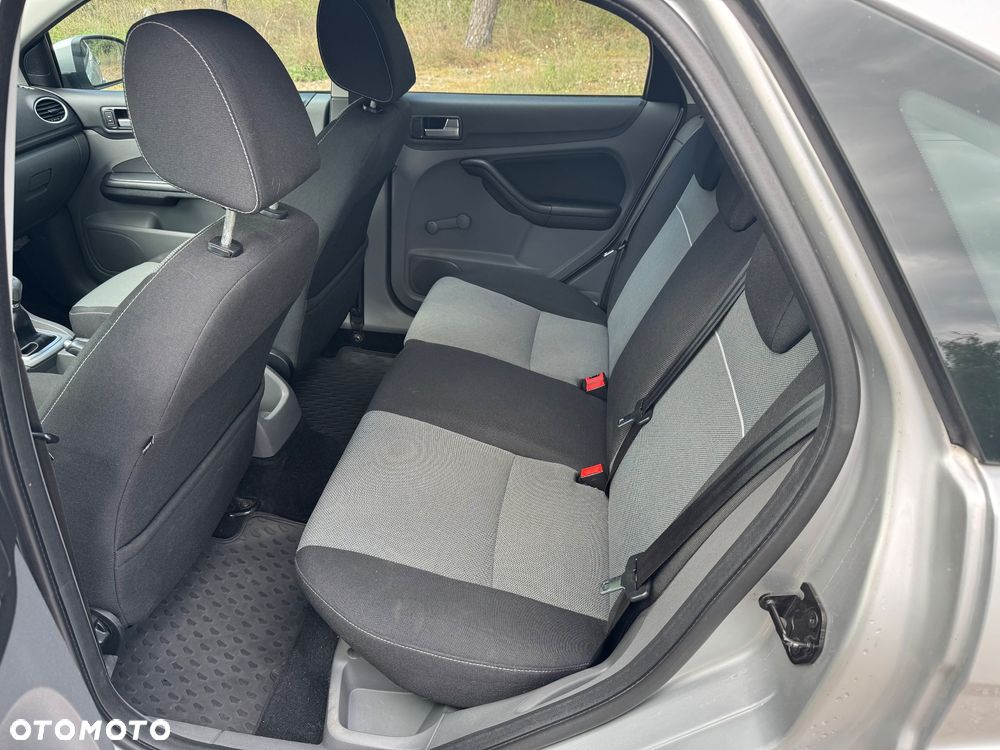 Ford Focus - 16