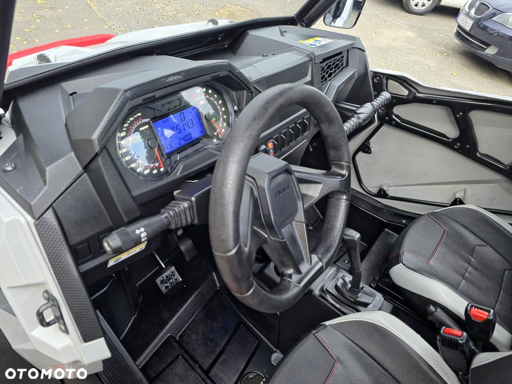Polaris RZR - 23