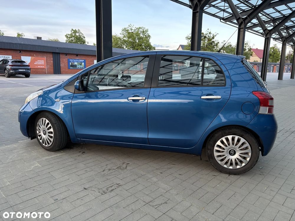 Toyota Yaris 1.33 Sol - 8