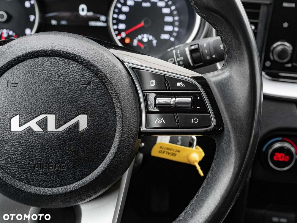 Kia Ceed 1.5 T-GDI M - 16