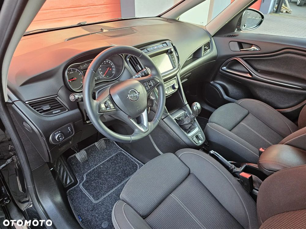 Opel Zafira Tourer 1.4 Turbo ecoFLEX Start/Stop Business Innovation - 17