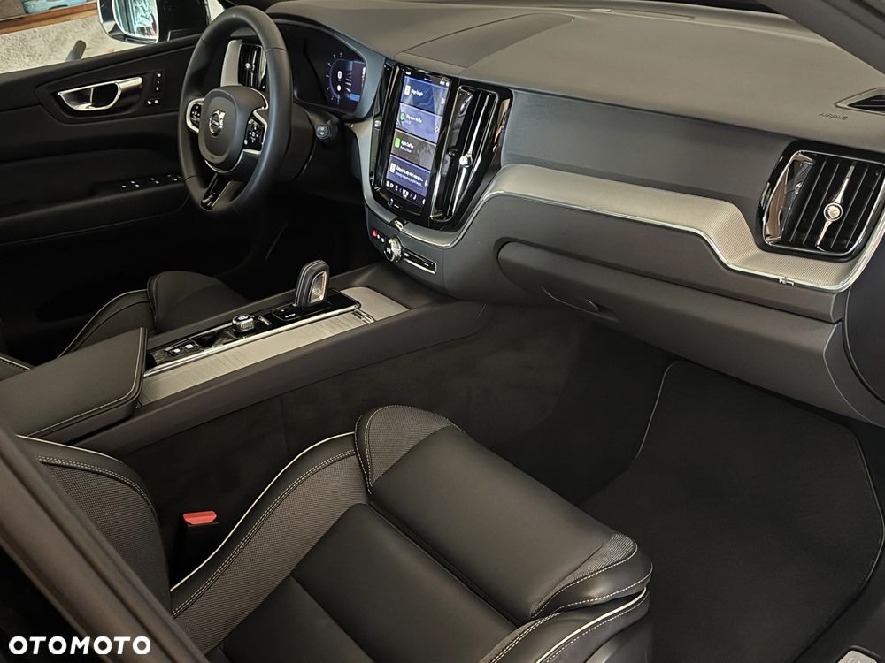 Volvo XC 60 B4 D AWD Geartronic RDesign - 12