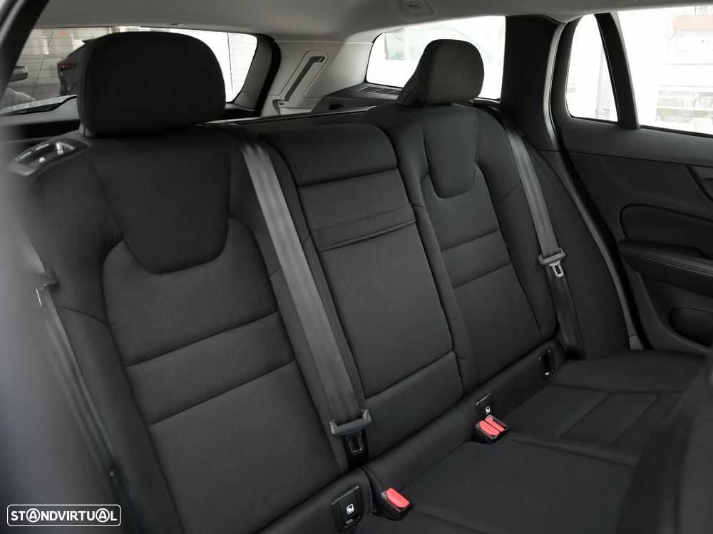 Volvo V60 2.0 D3 - 11