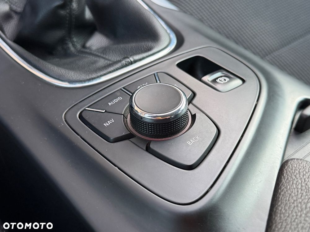 Opel Insignia - 22