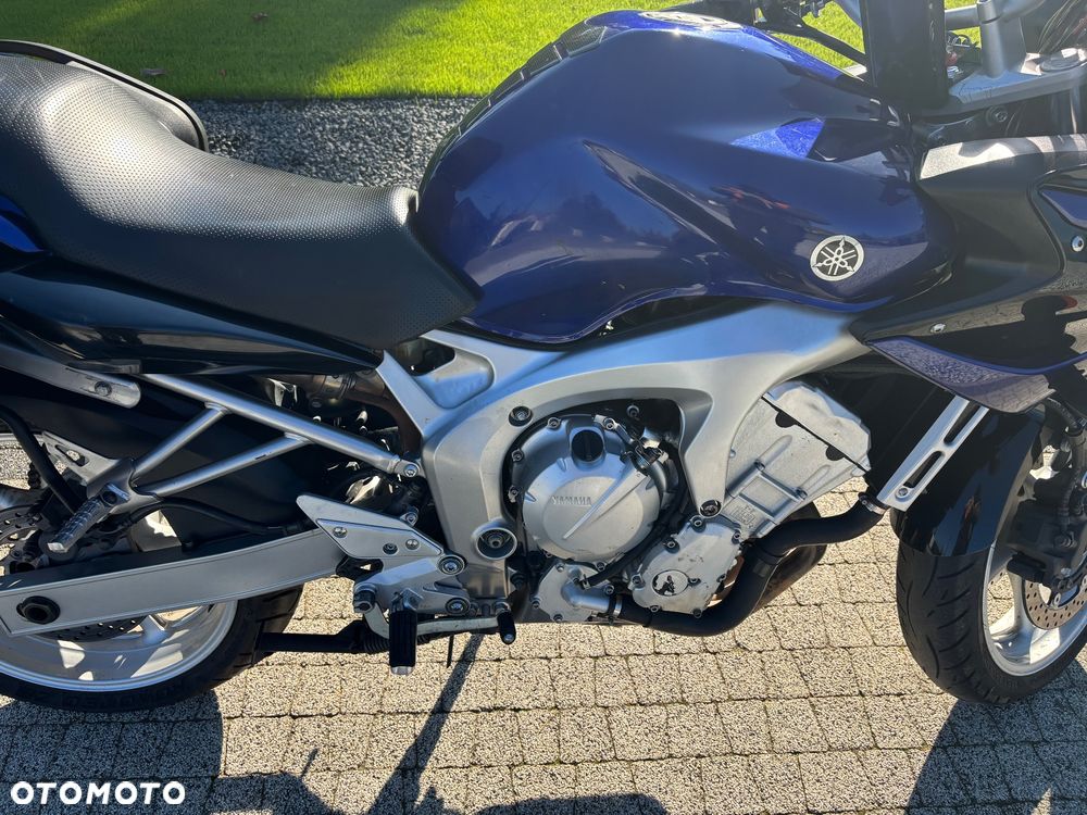 Yamaha FZ6 - 2