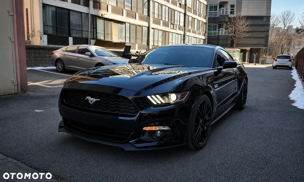 Ford Mustang 5.0 V8 GT - 2
