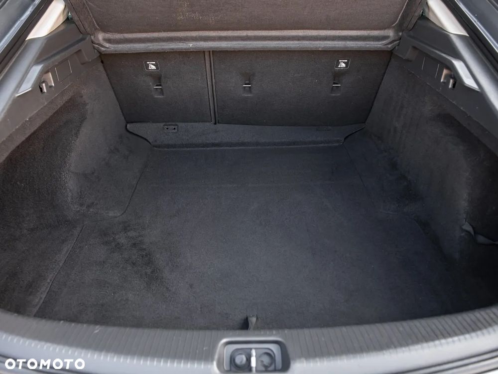 Opel Insignia - 28