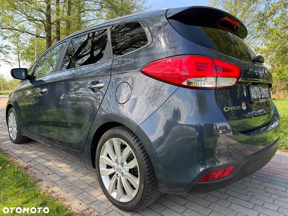 Kia Carens 1.7 CRDi 141 Dream Team Edition - 5
