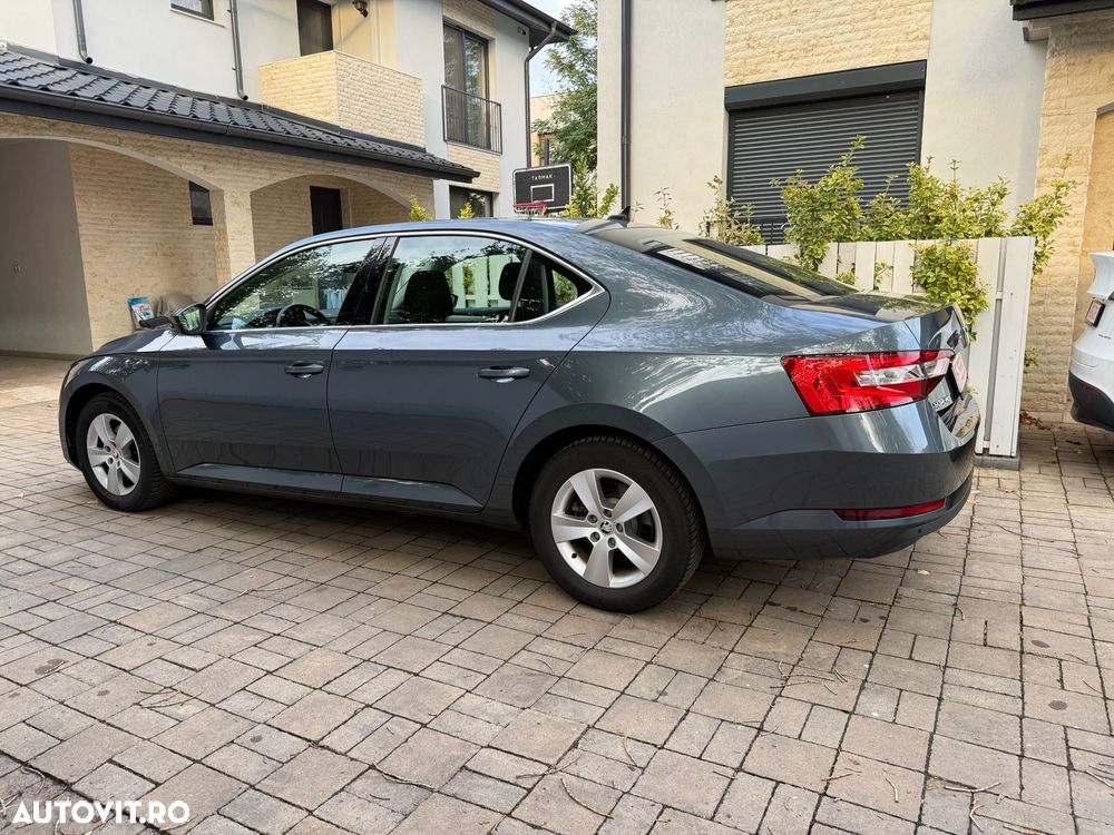 Skoda Superb 1.5 TSI ACT DSG Ambition - 6