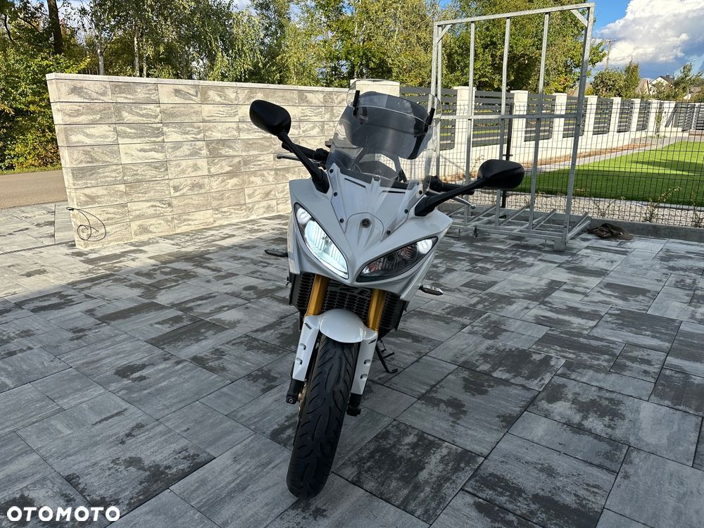 Yamaha FZ8 - 2