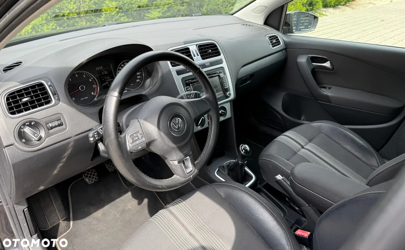 Volkswagen Polo 1.2 MATCH - 10
