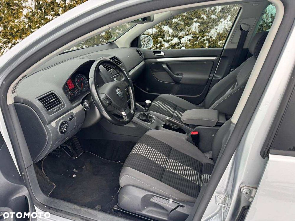 Volkswagen Golf 1.9 TDI United - 14