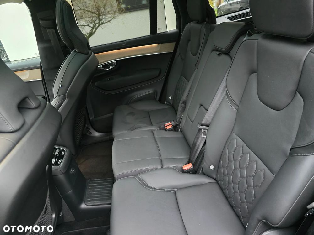 Volvo XC 90 T8 AWD Plug-In Hybrid Inscription 7os - 31