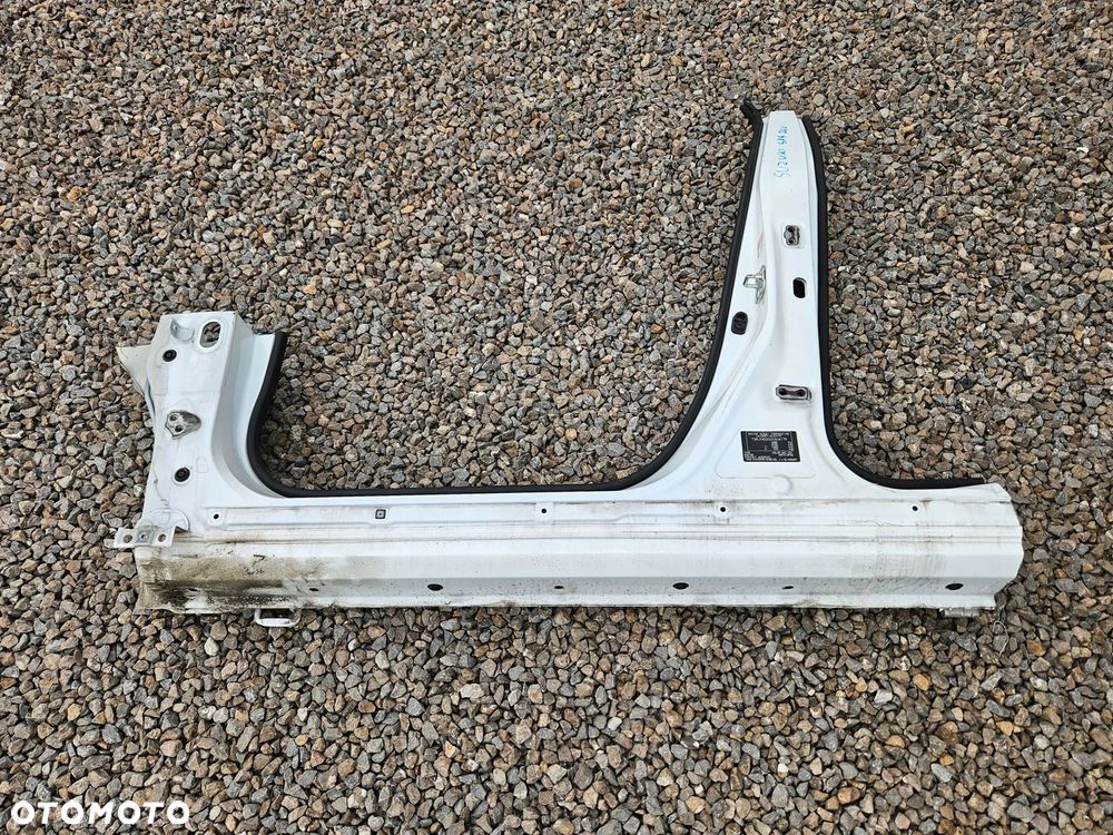 SUZUKI SX4 S-CROSS II 21- SŁUPEK PRÓG LEWY - 1