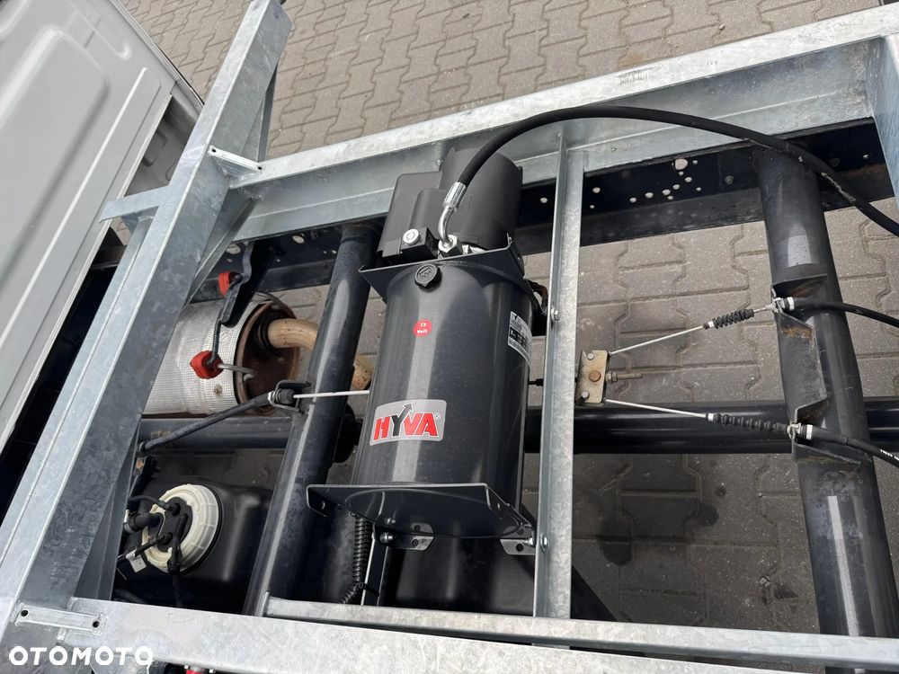 Iveco 35c13,,35c14,,35c15 - 13