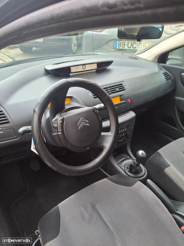 Citroën C4 1.4 16V SX - 6