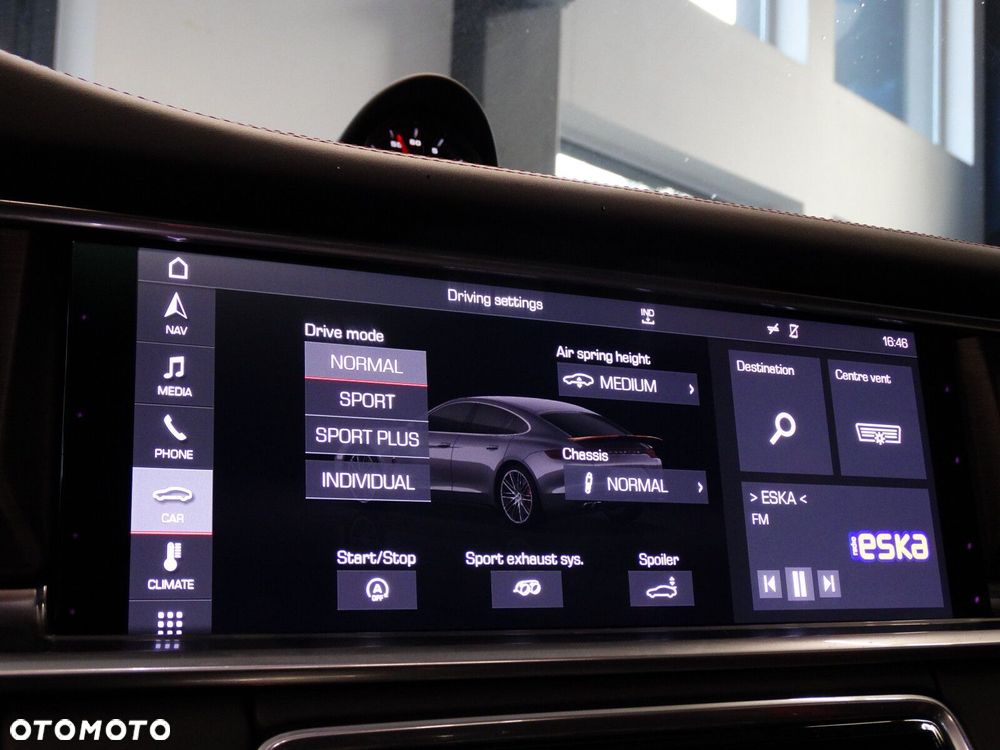 Porsche Panamera - 17