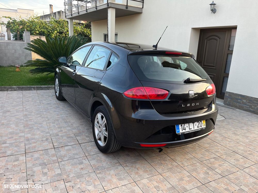 SEAT Leon 1.6 TDI ECOMOTIVE Style - 1