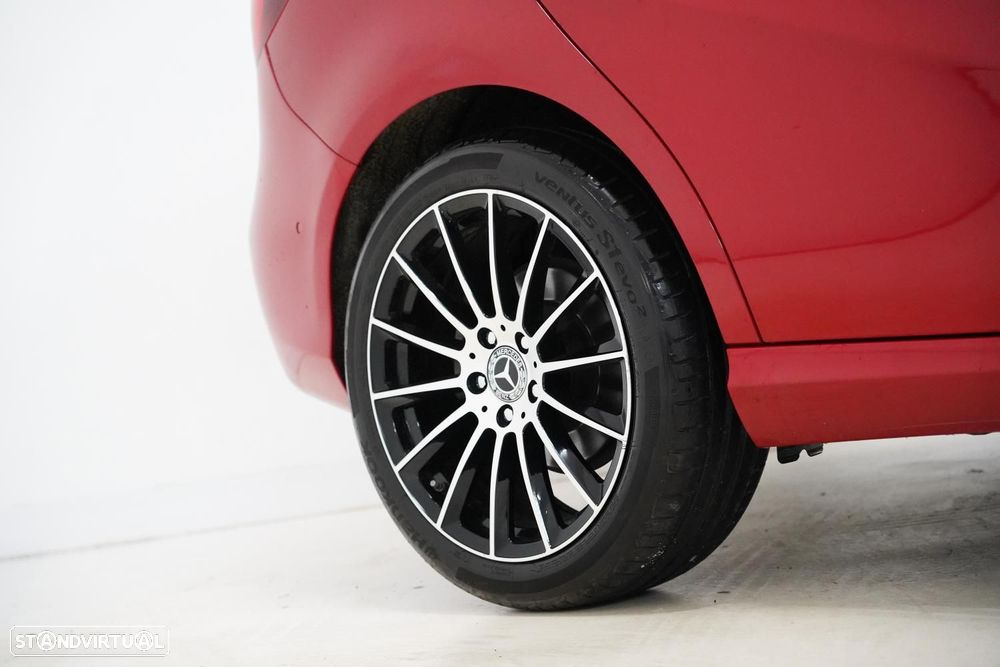 Mercedes-Benz B 180 d Style - 12