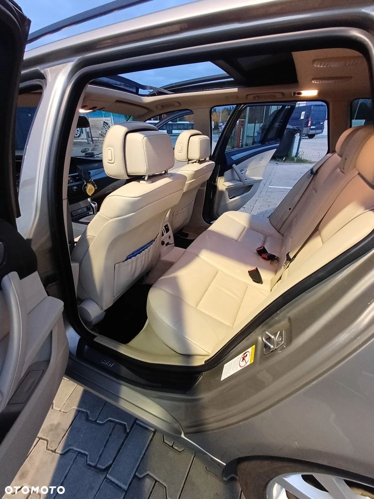 BMW Seria 5 - 10