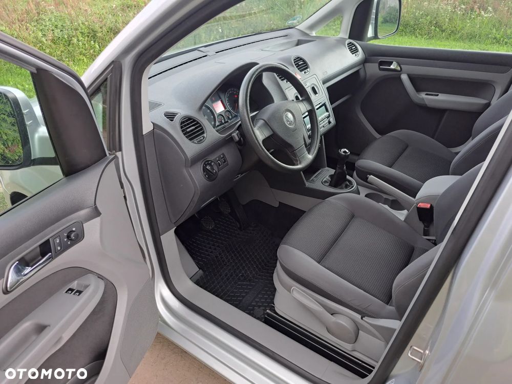 Volkswagen Caddy 1.6 Life - 9