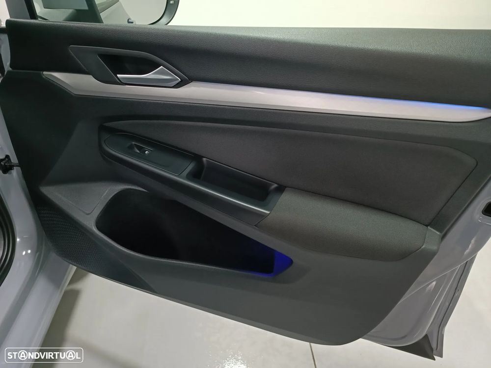 VW Golf 1.0 TSI Trendline Pack - 24