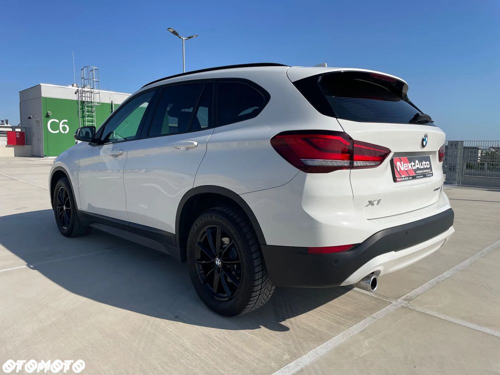 BMW X1 sDrive18i Business Edition - 14