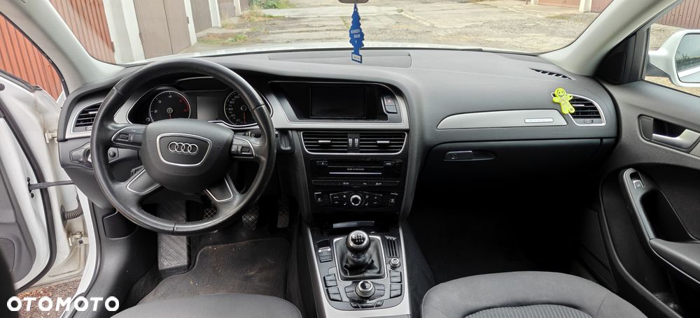 Audi A4 Avant - 3