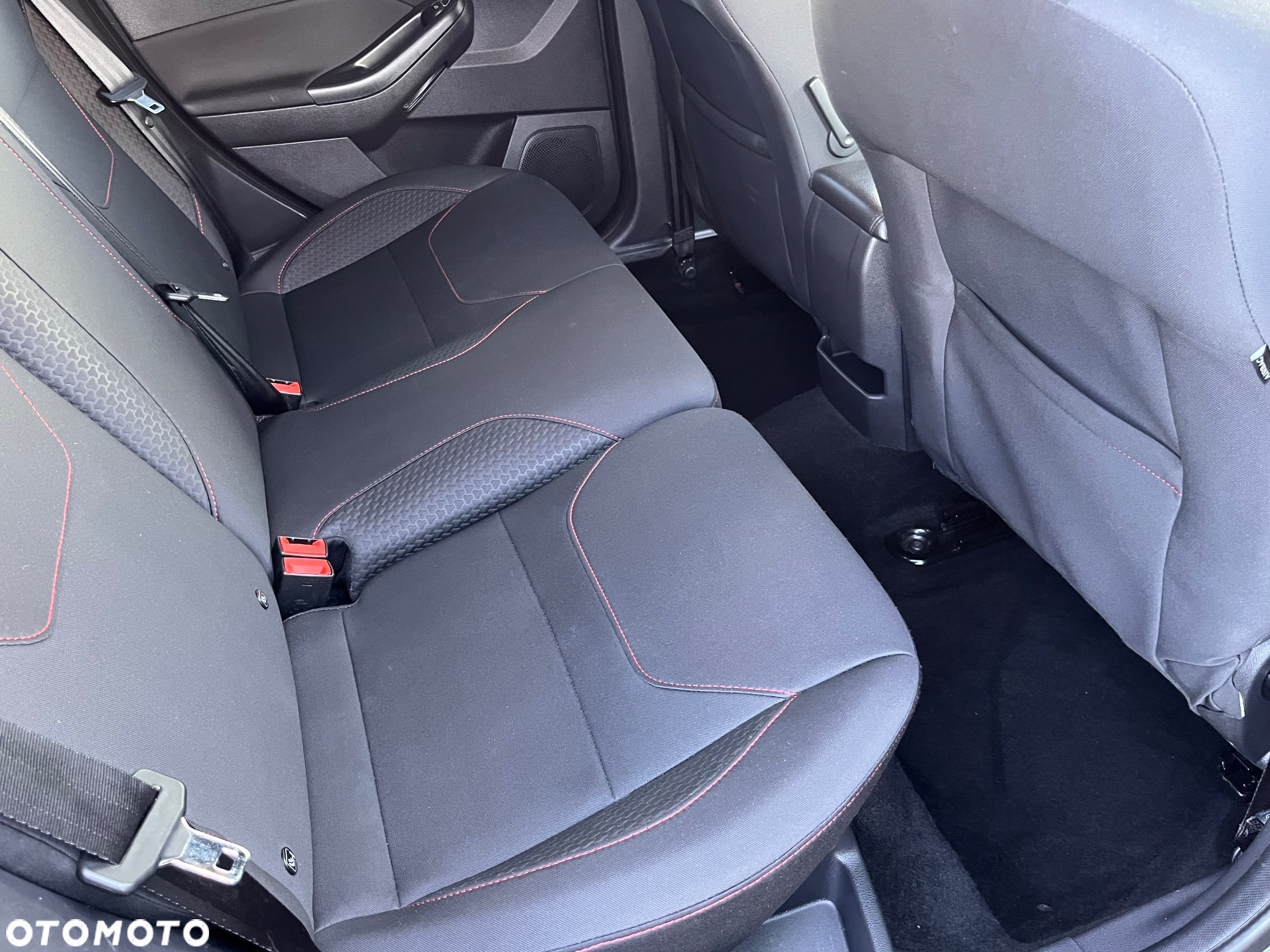 Ford Focus 1.0 EcoBoost ST-Line Black ASS - 27