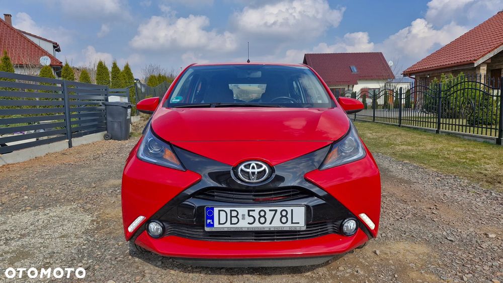 Toyota Aygo x-play - 14