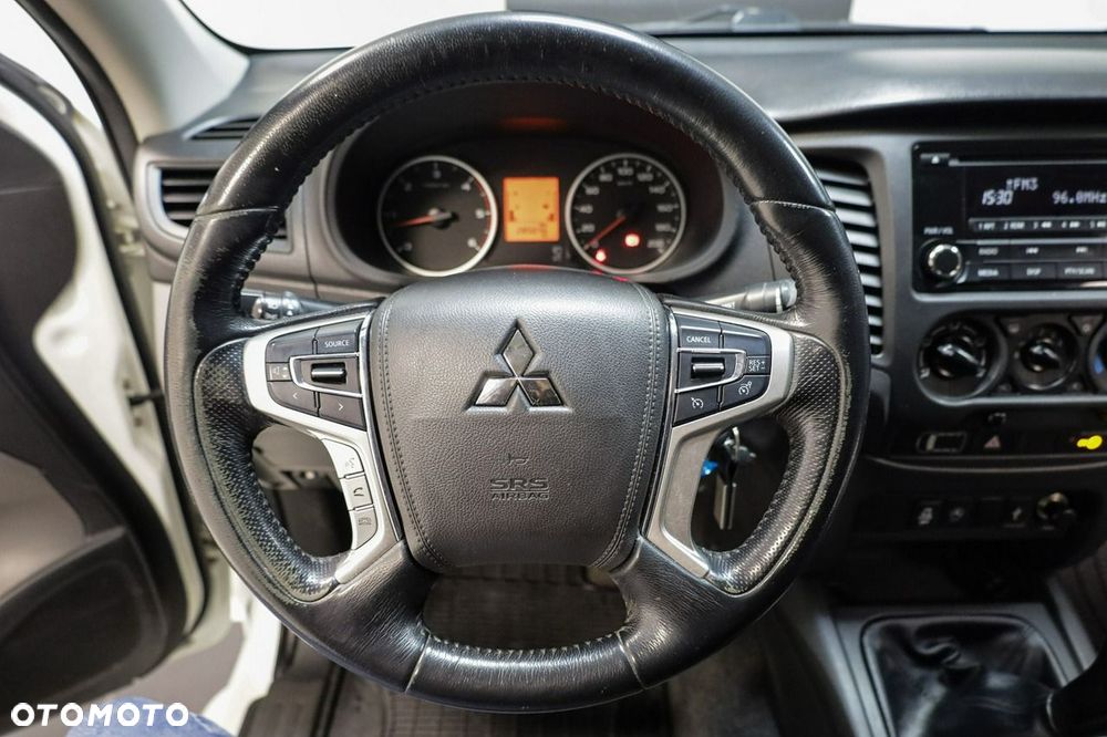 Mitsubishi L200 - 20