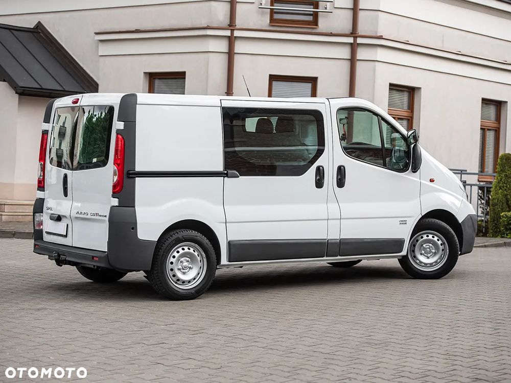 Opel Vivaro - 6