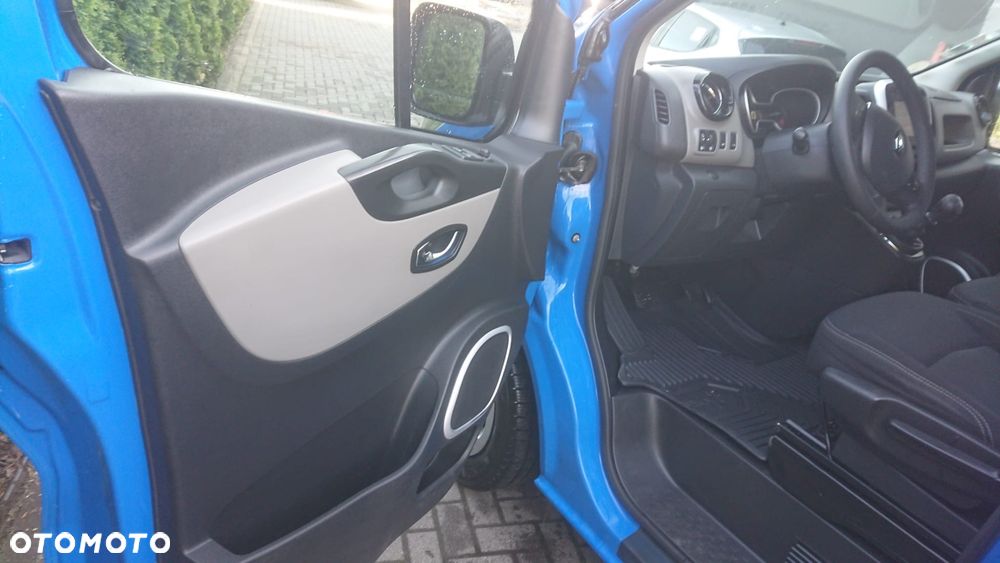Renault TRAFIC - 13