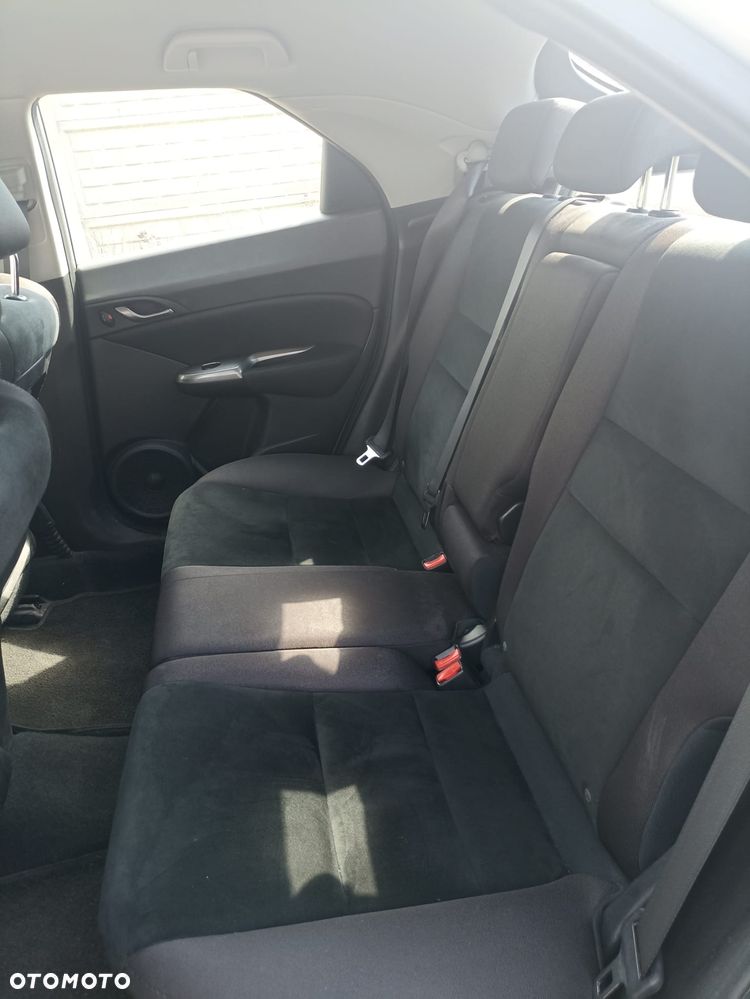 Honda Civic 1.4 i-VTEC - 8