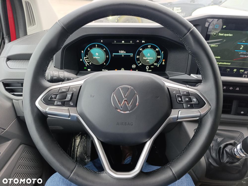 Volkswagen Caravelle - 12