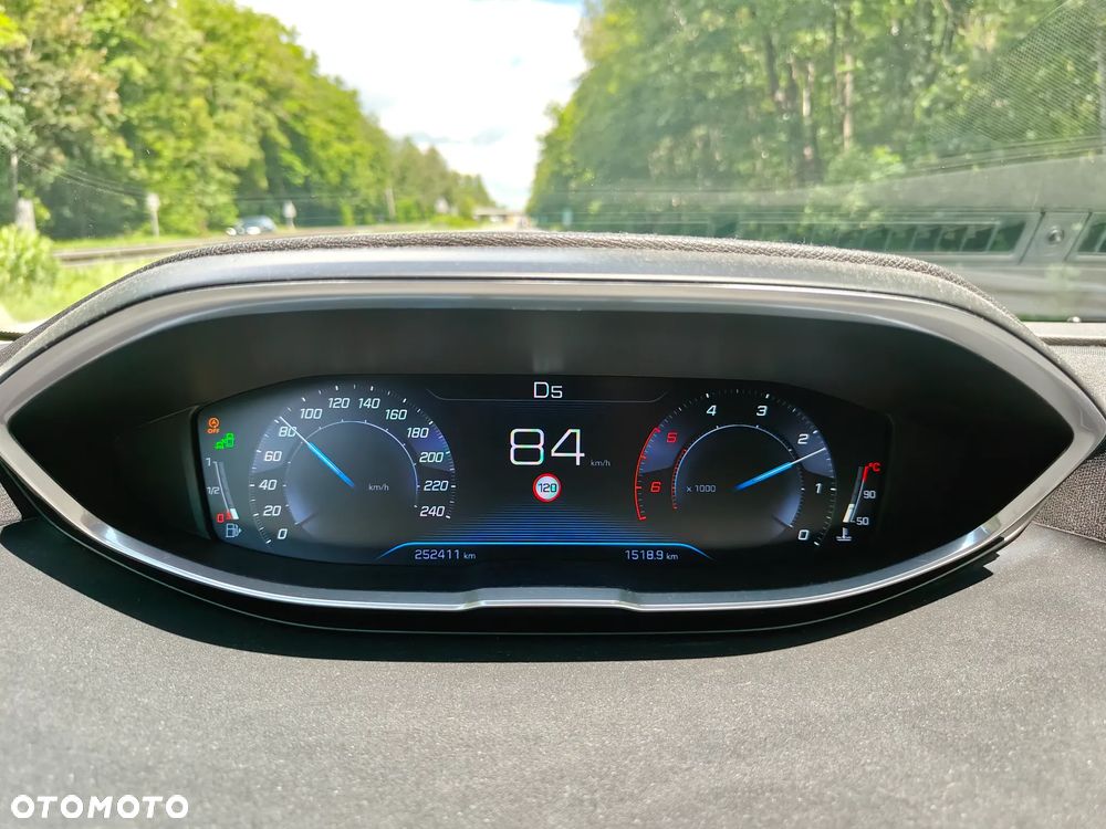 Peugeot 3008 1.6 BlueHDi Allure S&S EAT6 - 2