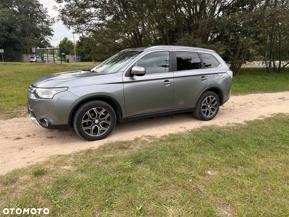 Mitsubishi Outlander 2.2 DID Intense - 8