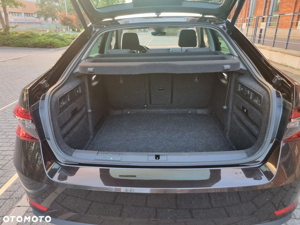 Skoda Superb 2.0 TDI SCR Style DSG - 13