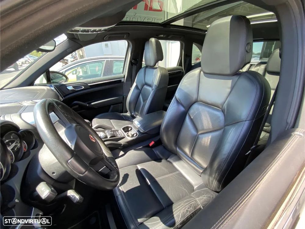 Porsche Cayenne S Hybrid - 60