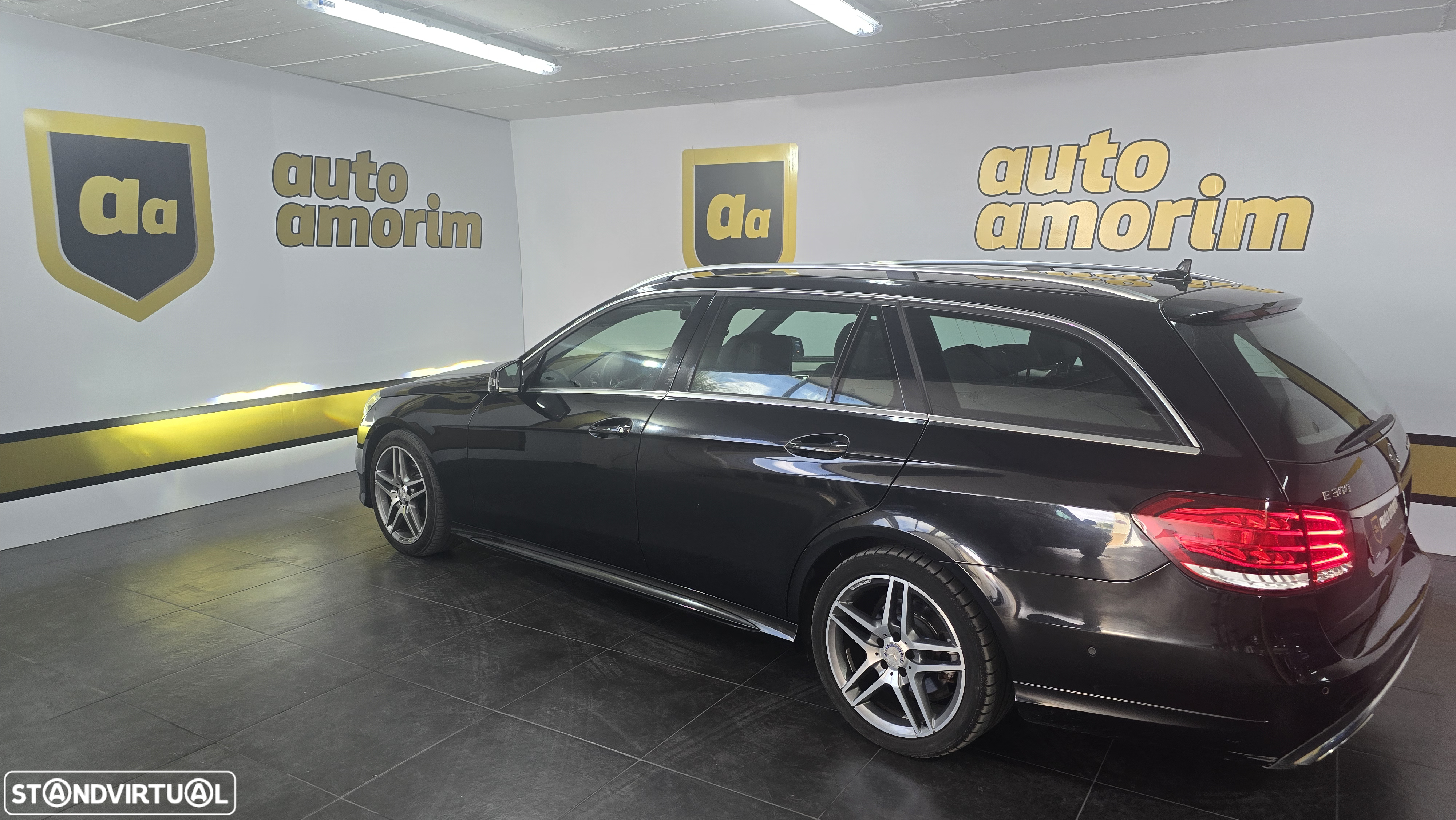 Mercedes-Benz E 300 Bluetec Hybrid Avantgarde - 11