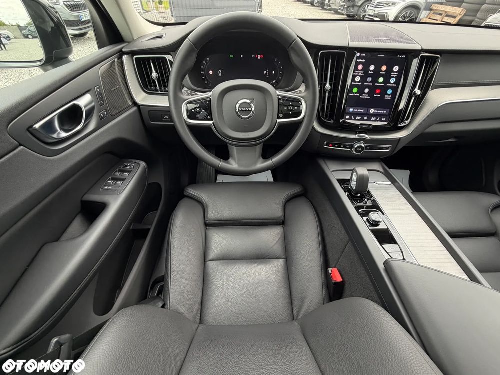 Volvo XC 60 B4 D AWD Ultimate Dark - 37