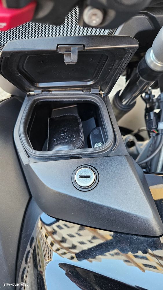 BMW R 1250 RT Triple black - 36