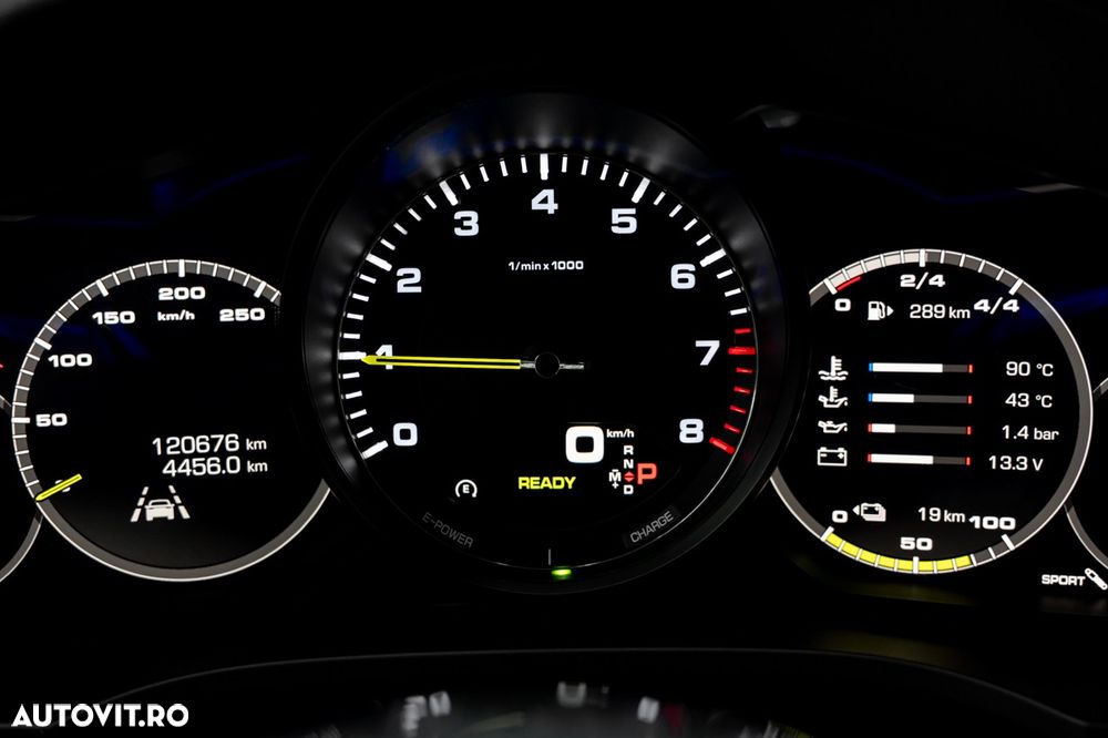 Porsche Cayenne E-Hybrid Tiptronic S - 11