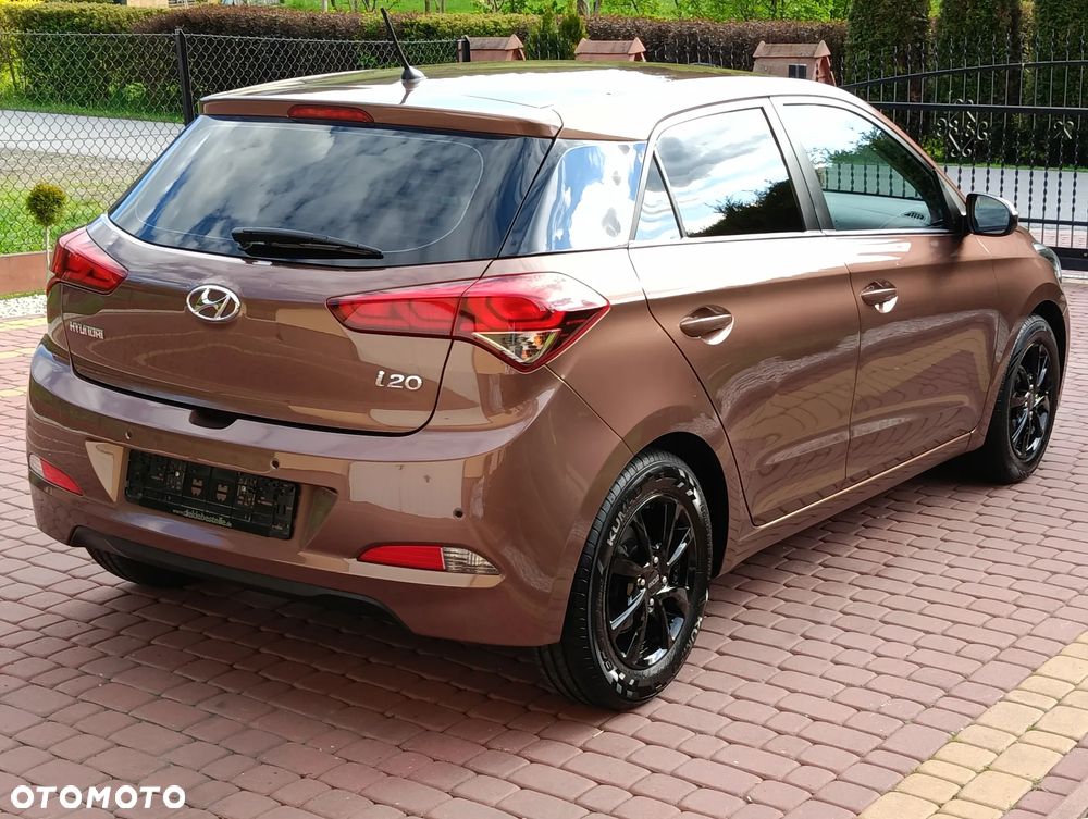 Hyundai i20 1.2 Passion - 4