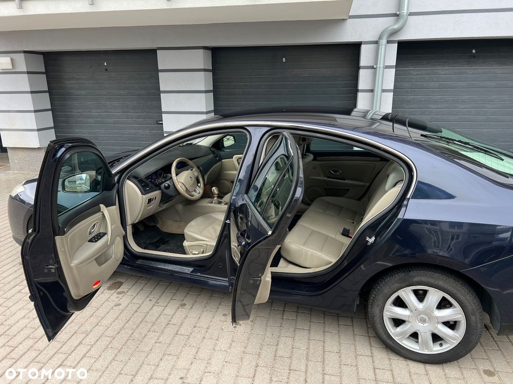 Renault Laguna 2.0 DCi Expression - 19