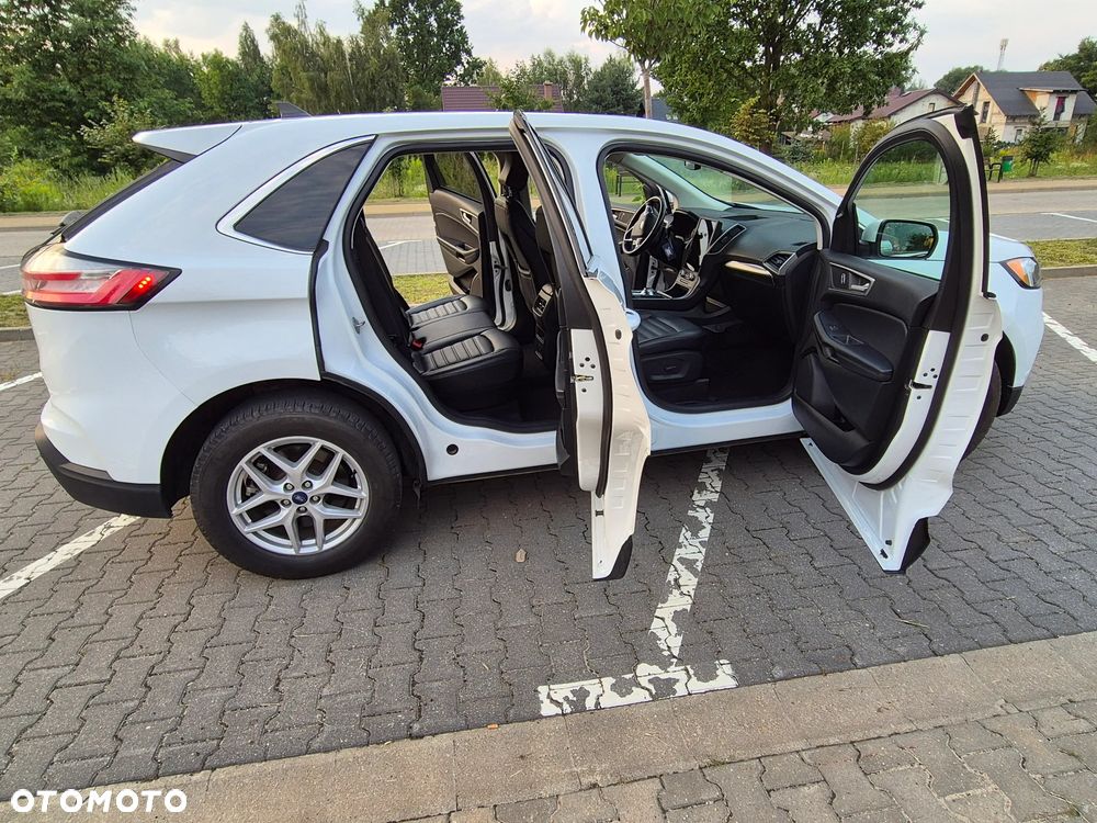 Ford Edge - 8