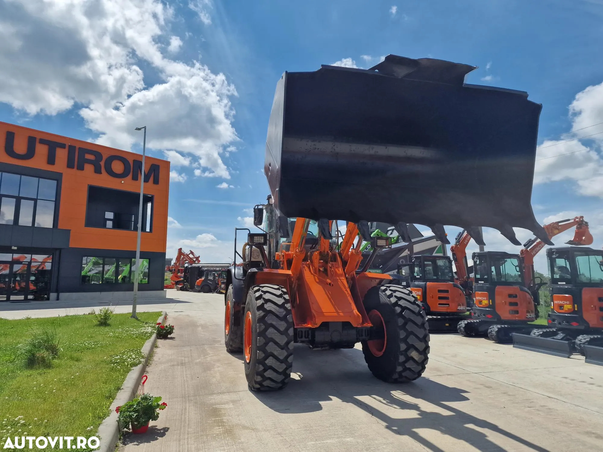 Hitachi ZW220, 8.453h, cupa 3,5mc, 2 Anv NOI, Gresare automata, Cantar, Camera spate, 18,6t, STARE FOARTE BUNA-PROMOTIE 74900 EUR+Tva - 15