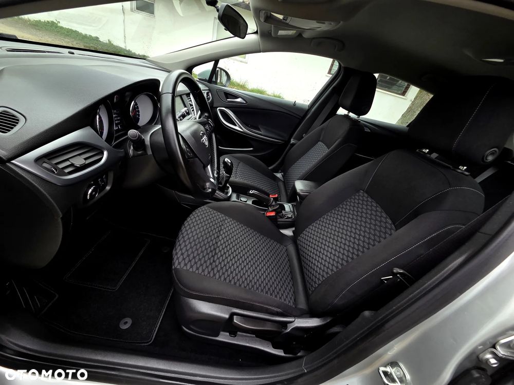 Opel Astra 1.6 CDTI Elite S&S - 28