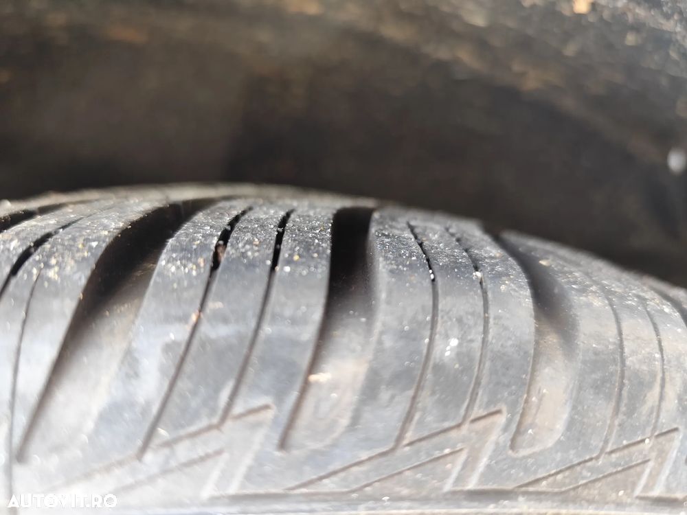 Ford Focus Turnier 1.6 Ti-VCT Champions Edition - 21